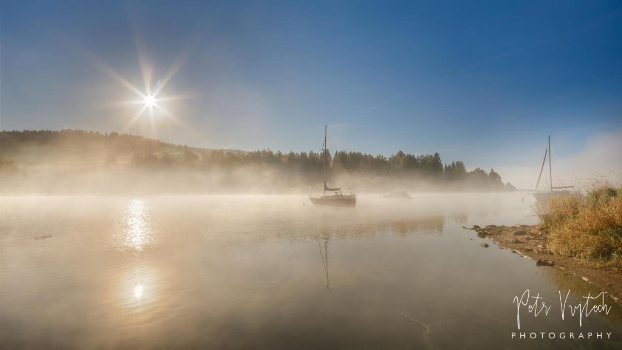 Apartman Na Lipne Frymburk nad Vltavou Exterior foto