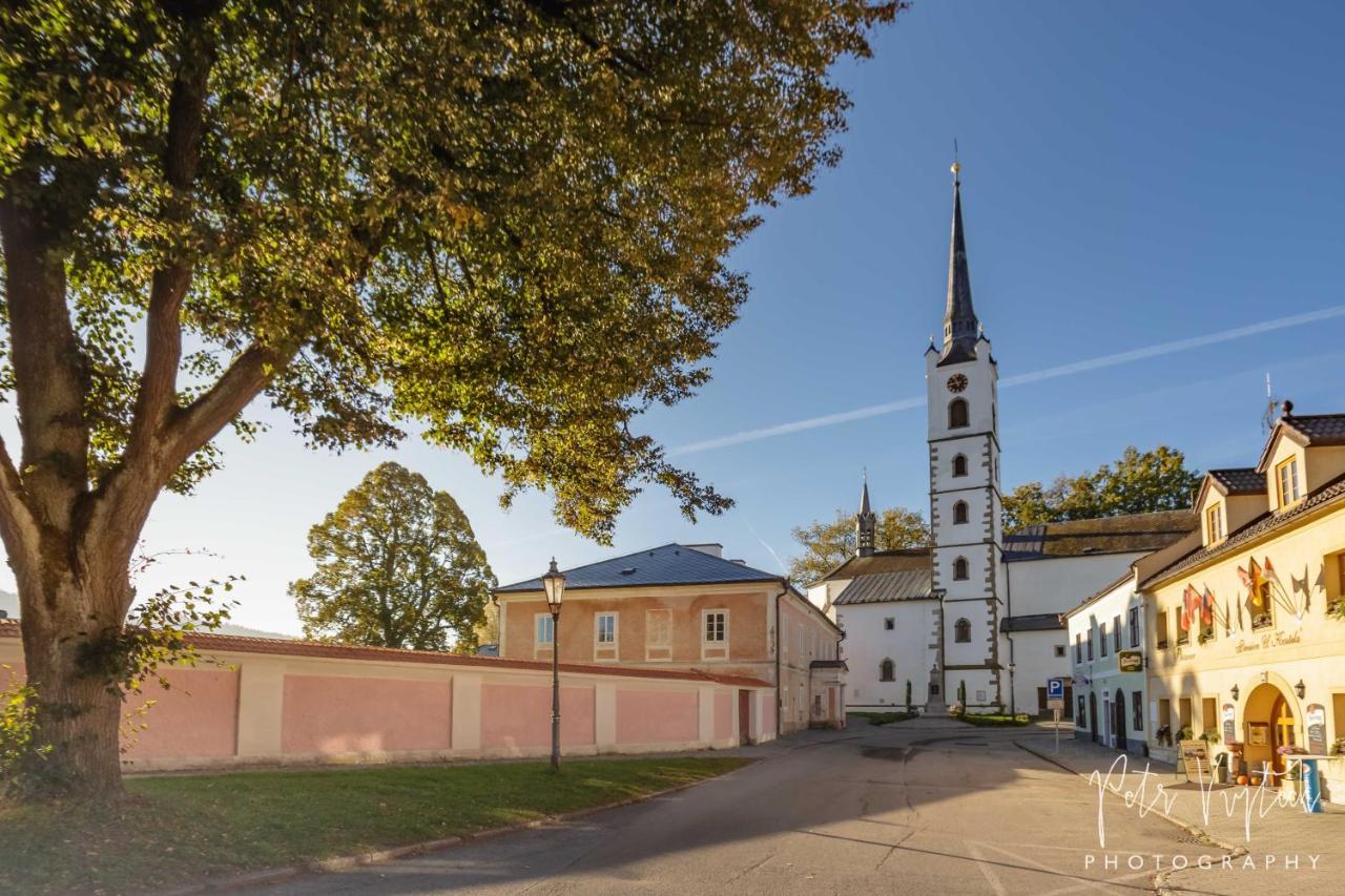 Apartman Na Lipne Frymburk nad Vltavou Exterior foto